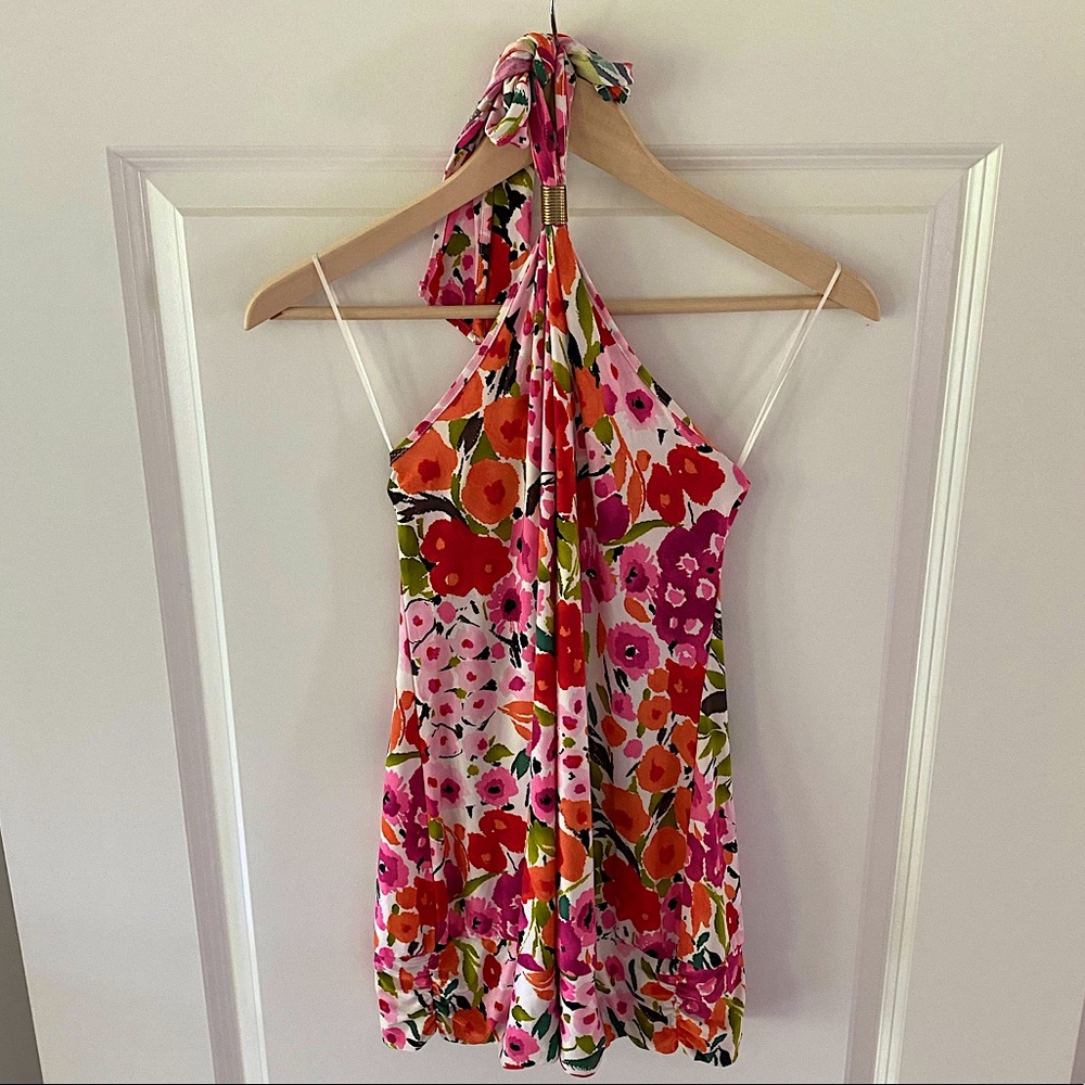 *Express* Floral halter top.